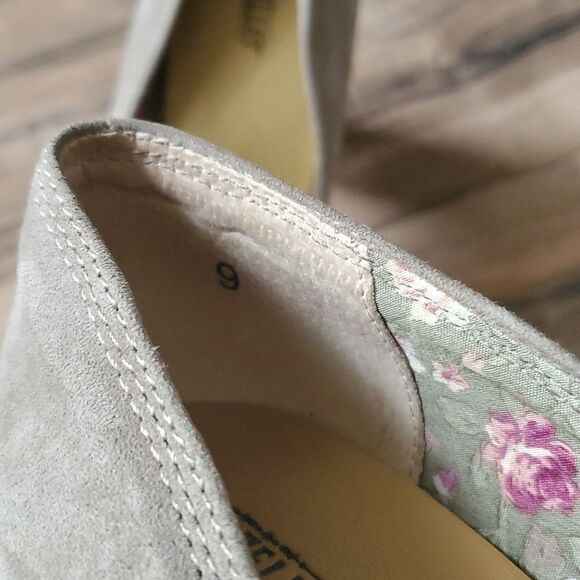 Seychelles | Suede Platform Heals - Picture 7 of 8